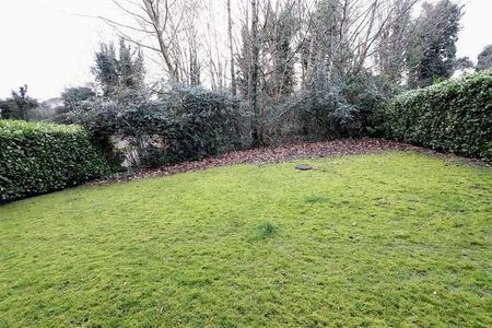 Woodland Grove, Epping, CM16 - Photo 4