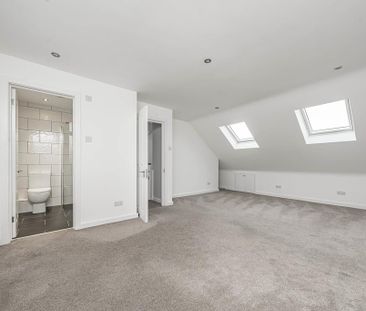 4 bedroom terraced house to rent - Photo 5