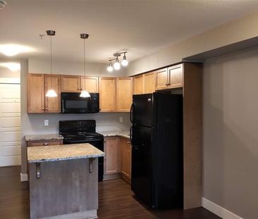 Condo Near Shops & Entertainment! - Photo 3