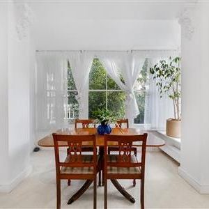 Nevern Square, SW5 - Photo 2