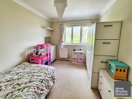 3 bedroom terraced house to rent - Photo 4
