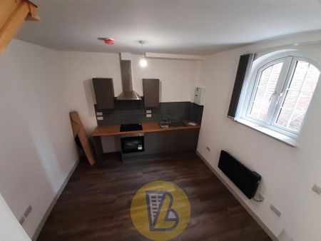 1 bedroom block of apartments to rent - Photo 4