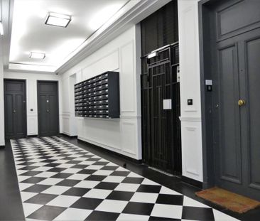 Location Appartement 1 pièce 19m² BOULOGNE BILLANCOURT 92100 - Photo 1