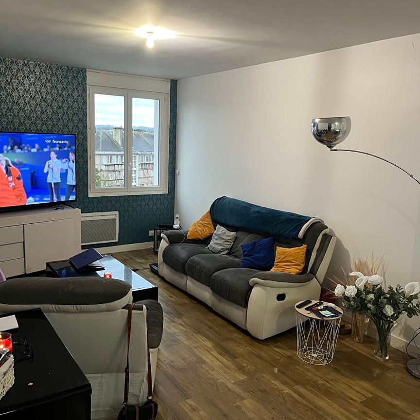 A LOUER - BEL APPARTEMENT T4 de 93.74 m� EN TRIPLEX AVEC BALCON - Photo 1