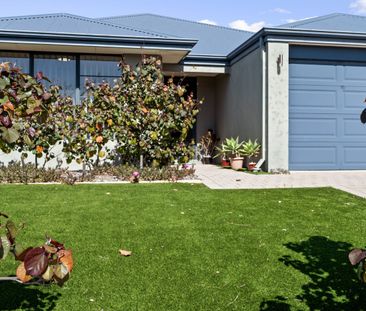 4 Heyford Parade, Bertram, WA 6167 - Photo 2