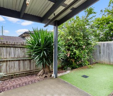 Charming Two-Storey Town House - Photo 1