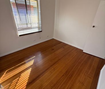 Noble Park - Photo 6