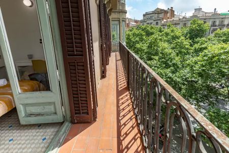 Gran Via de les Corts Catalanes, Barcelona, Catalonia 08015 - Photo 2