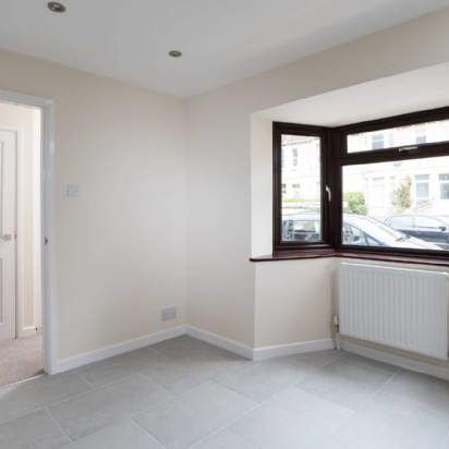 3 bedroom property to rent in Bath - Photo 1