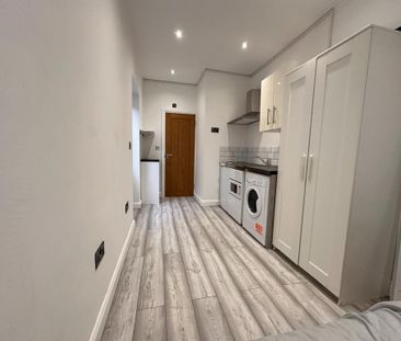 Studio to rent - Photo 4