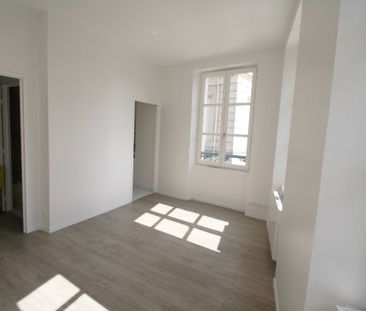 Location Appartement 1 pièce 23m² - Photo 4