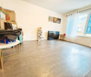 For Lease - 27 Ness Drive, Richmond Hill, Ontario - Photo 1