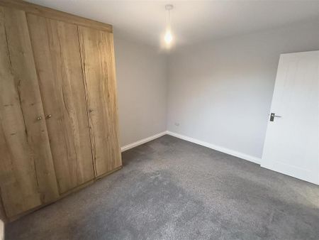 2 bedroom property to rent - Photo 5