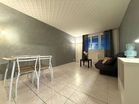 "L'IDEAL" - Location Appartement joue les tours : 45.95 m2 - Photo 2