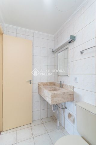 Apartamento com 2 quartos e 66m² para alugar em Menino Deus, Porto Alegre. - Photo 5