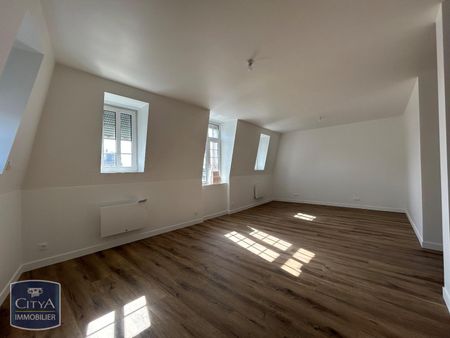 Location Appartement 3 pièces 91m² CAMBRAI 59400 - Photo 2