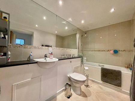 1 bedroom flat to rent - Photo 4