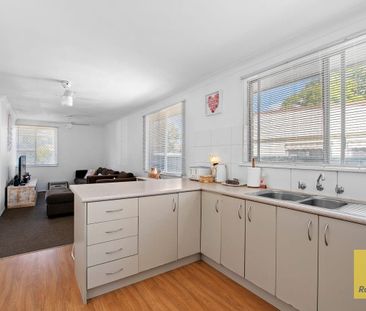 Location, Convenience, Lifestyle - Photo 6