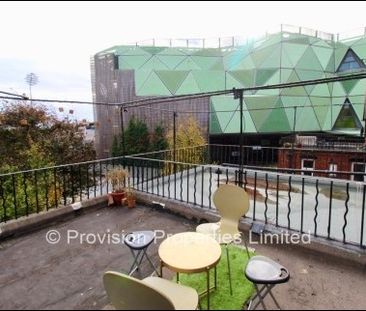 10 Bedroom Student Houses Headingley Leeds - Photo 1