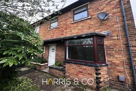 3 bedroom semi-detached house to rent - Photo 3