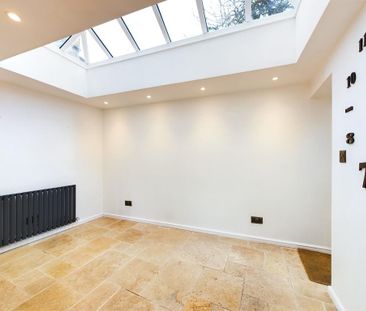 2 bedroom semi-detached house to rent - Photo 6