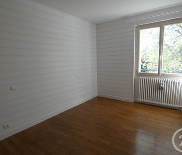 Location Maison 3 pièces 93m² SOUILLAC 46200 - Photo 3