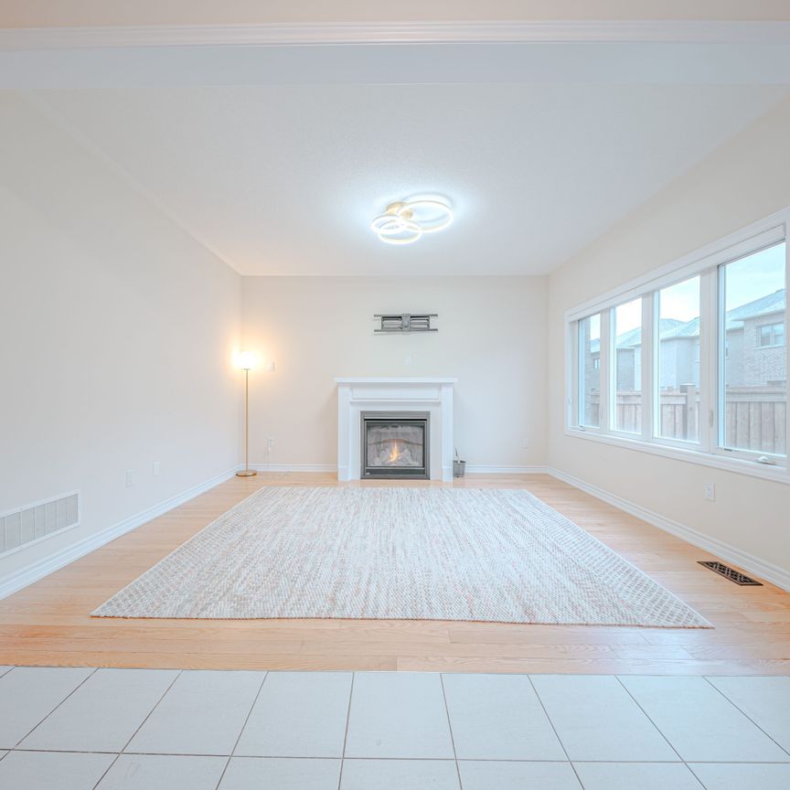 For Lease - 212 Ronald Guscott Street, Oshawa, Ontario - Photo 1