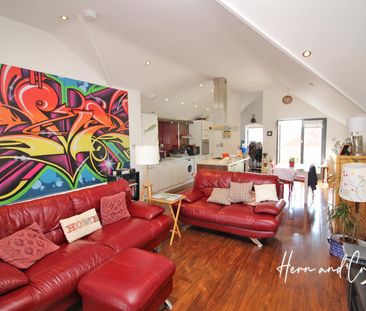 3 Bedroom Apartment - Duplex - Photo 4