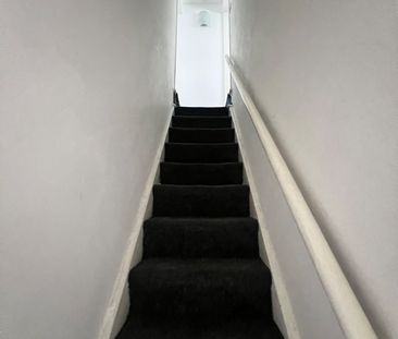 3 Bed Terraced House, Seaford Road, M6 - Photo 2