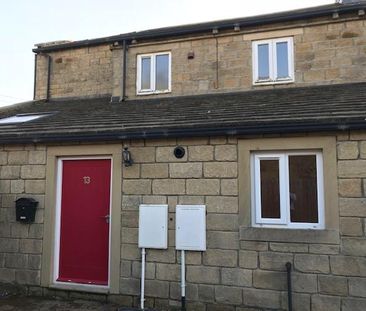 2 bedroom terraced house to rent - Photo 2