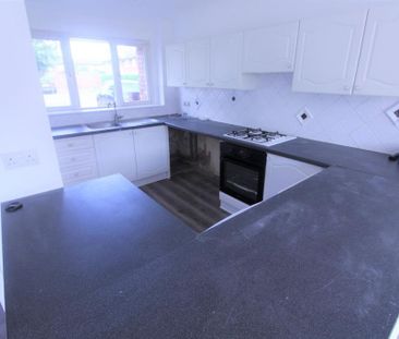 3 bedroom terraced house to rent - Photo 6