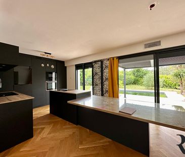 AIGREFEUILLE Maison 7 pièces 165 m2 avec piscine - Photo 5
