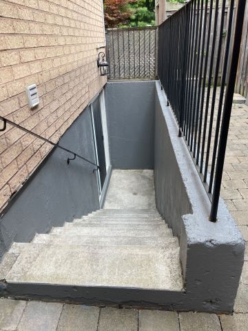 For Lease - 75 Brass Drive, Richmond Hill, Ontario - Photo 2