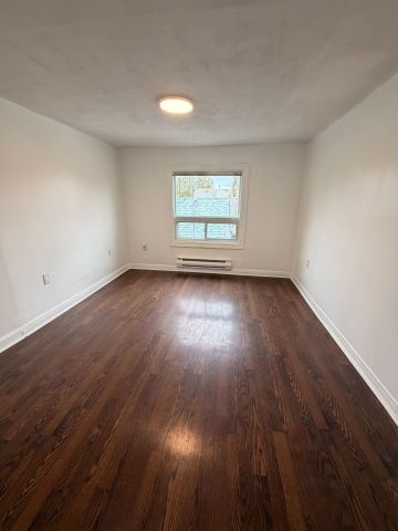 For Lease - 25 Glenwood Avenue Unit# Upper, London East, Ontario - Photo 4