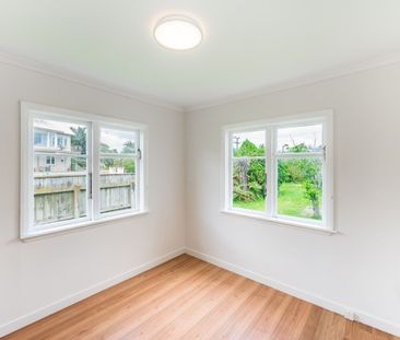 4 bed/ 2 bathroom home in central Paraparaumu - Photo 1