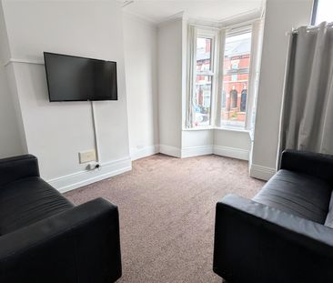 Vincent Road, Sheffield - Photo 1