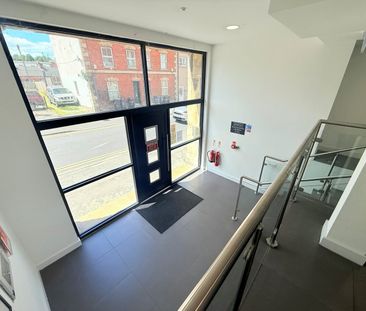 Newton Road, Yeovil, Somerset - Photo 2