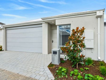 Modern Comfort in Sinagra's Heart - Photo 3