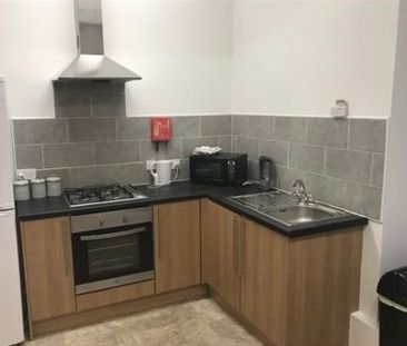 1 Bed - 97 Harehills Lane, Leeds - LS8 4HU - Student - Photo 5