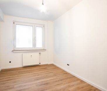 Top sanierte 4 Zimmerwohnung mit Balkon im Hufeisen von Bielefeld City - Photo 6