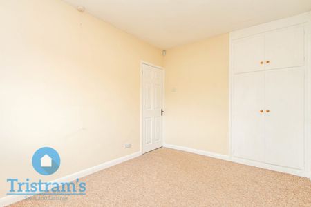 2 bed Semi-Detached Bungalow for Rent - Photo 4