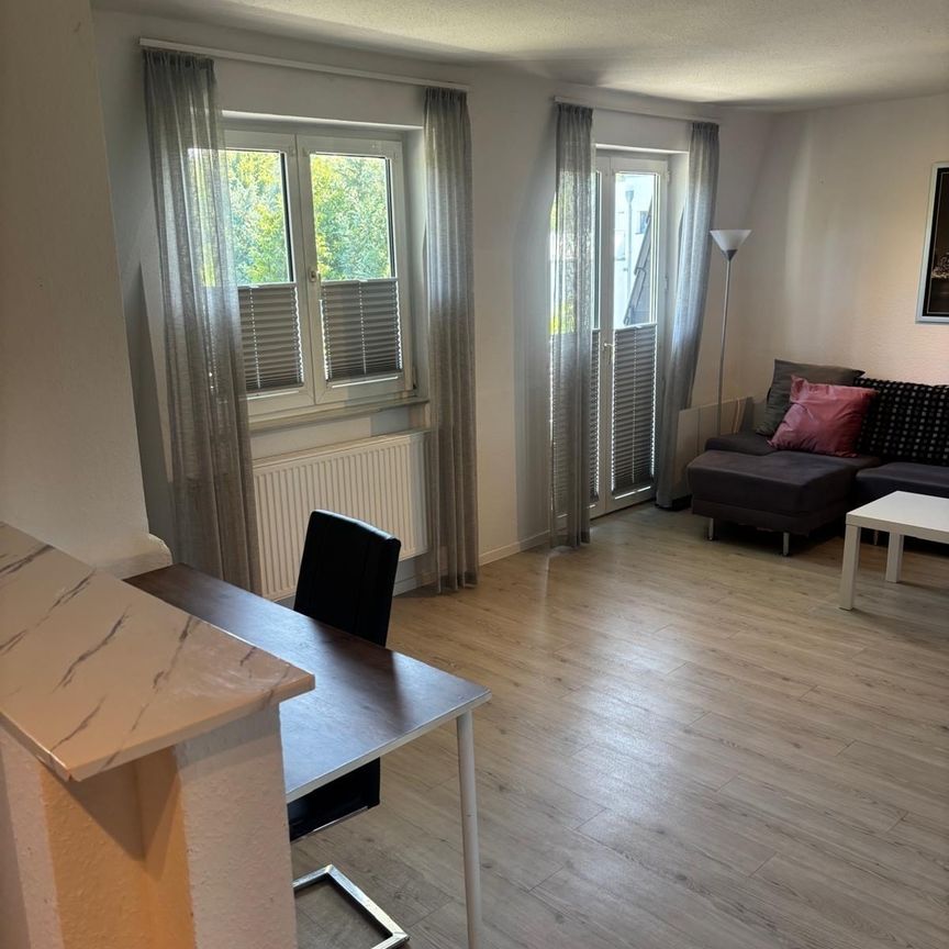 Gemütliche, möblierte Obergeschosswohnung mit Balkon! - Photo 1