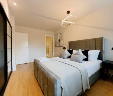 2 bedroom 2 bathroom apartment - Photo 6