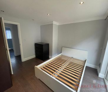 1 bedroom semi-detached house to rent - Photo 2