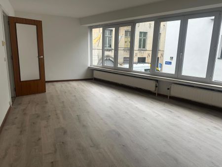 Appartement te huur - Foto 2
