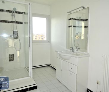 Location Appartement 2 pièces 52m² MAUREPAS 78310 - Photo 4