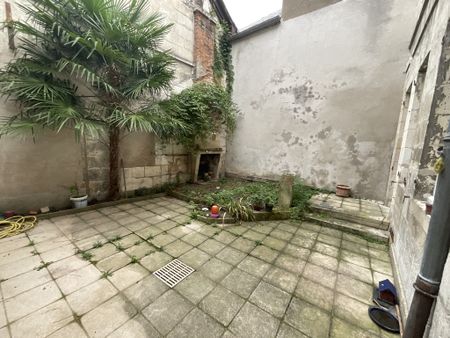 Location Maison 8 pièces 208m² BOURGES 18000 - Photo 5
