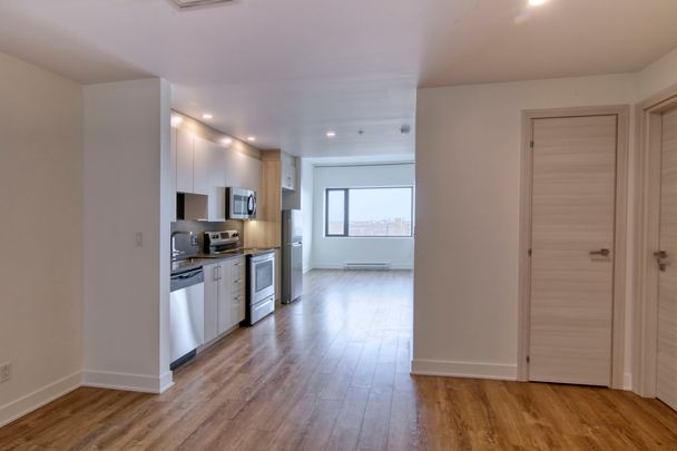 30 Saint-Joseph Est - Photo 1