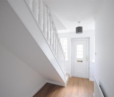 3 bedroom detached house to rent - Photo 3