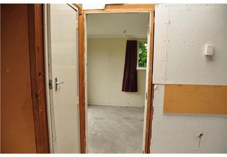 Your new family home Awaits!! - Photo 4